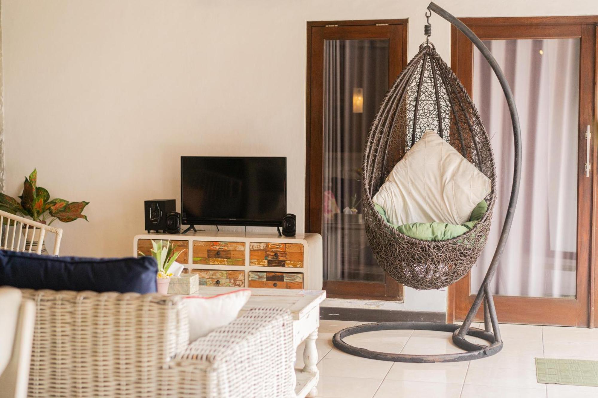 Villa Salya - 3Br - Private Pool - 1Min Walk To La Favela! Seminyak  Ngoại thất bức ảnh